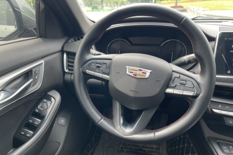 Used Cadillac CT5 2023 28T Prestige Model Steering Wheel