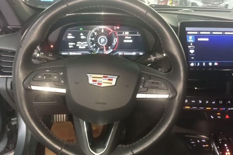 Used Cadillac CT5 2023 28T Prestige Model Steering Wheel