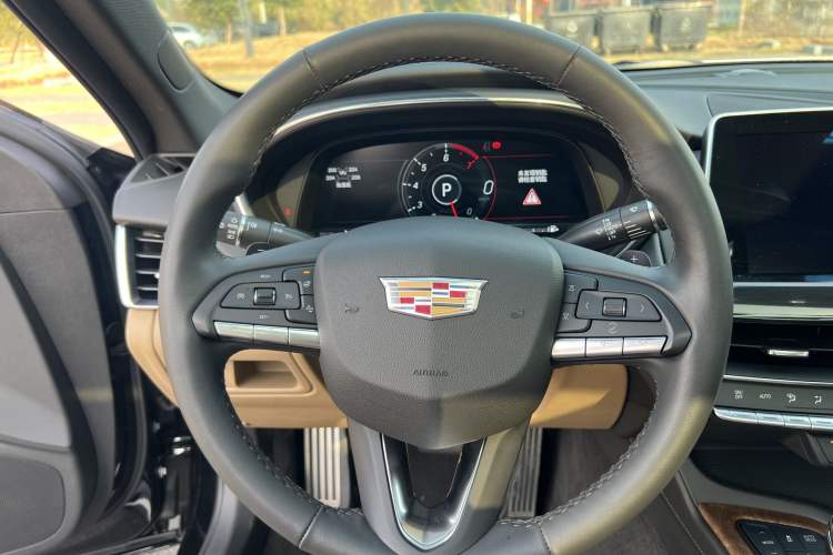 Used Cadillac CT5 2023 28T Prestige Model Steering Wheel