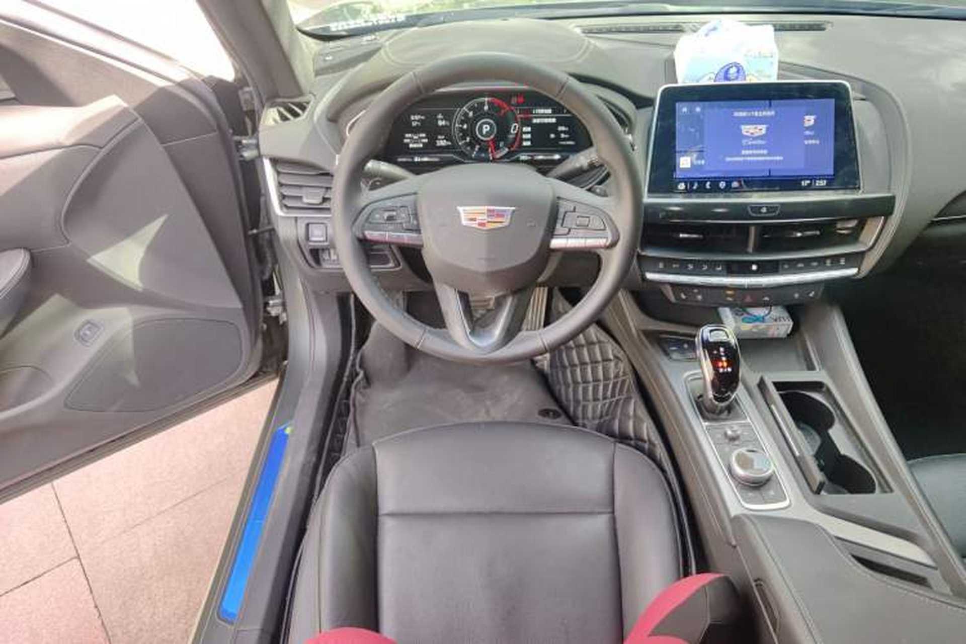 Used Cadillac CT5 2023 28T Luxury Edition (Standard Version) Steering Wheel