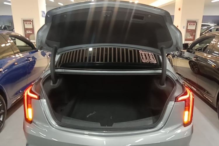 Used Cadillac CT5 2023 28T Luxury Edition (Standard Version) Trunk
