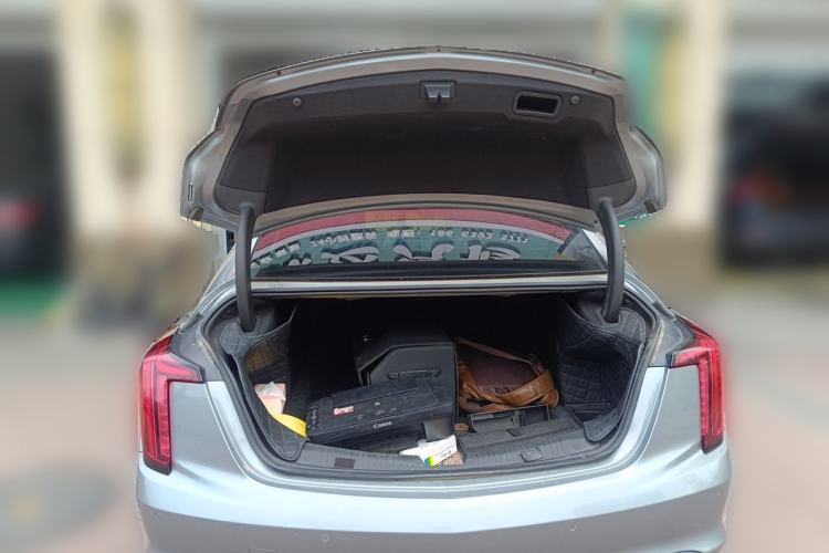 Used Cadillac CT5 2023 28T Luxury Edition (Standard Version) Trunk