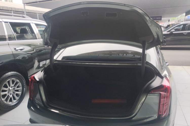 Used Cadillac CT5 2023 28T Luxury Edition (Standard Version) Trunk