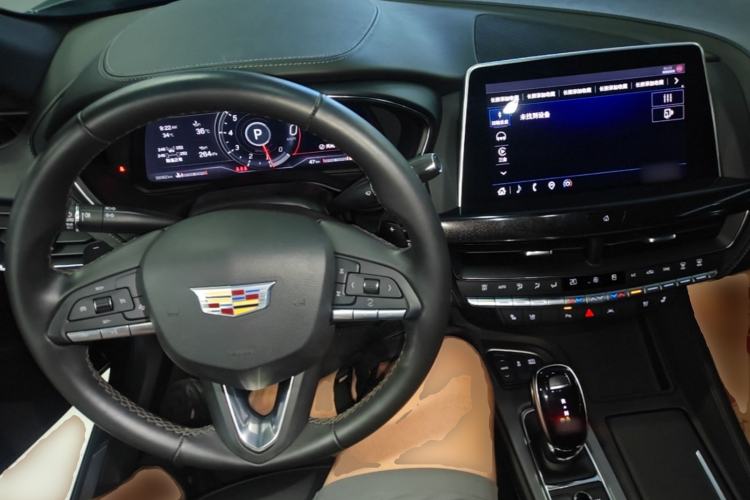 Used Cadillac CT5 2023 28T Luxury Edition (Standard Version) Center Console