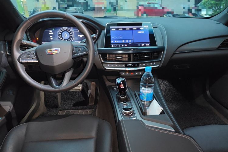 Used Cadillac CT5 2023 28T Prestige Model Center Console