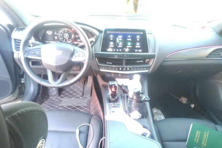 Used Cadillac CT5 2023 28T Luxury Edition (Standard Version) Center Console