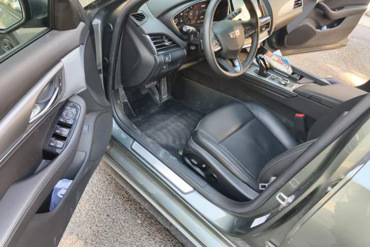 Used Cadillac CT5 2023 28T Prestige Model Driver Seat