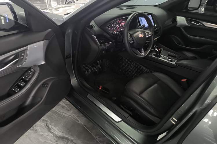 Used Cadillac CT5 2023 28T Luxury Edition (Standard Version) Driver Seat