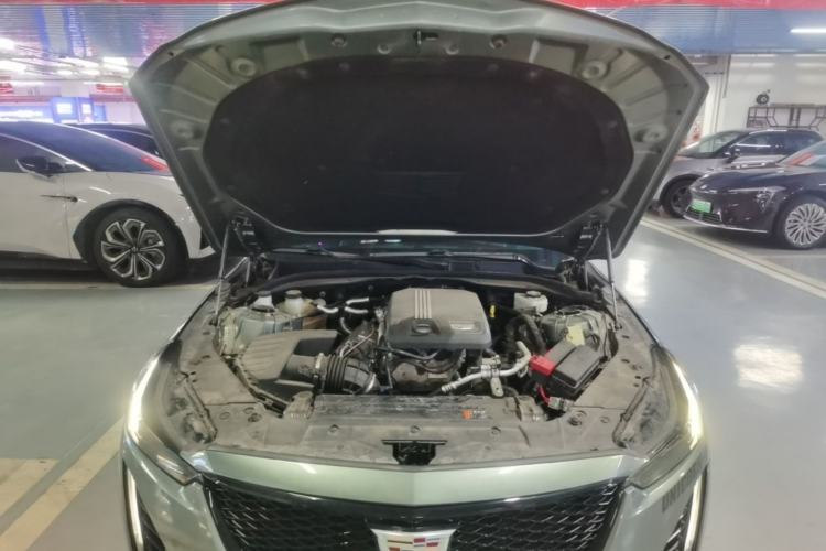 Used Cadillac CT5 2023 28T Prestige Model Engine Bay