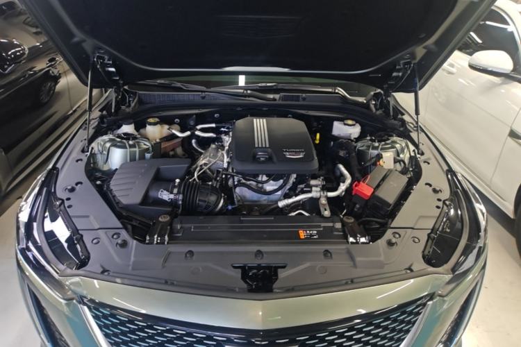 Used Cadillac CT5 2023 28T Luxury Edition (Standard Version) Engine Bay