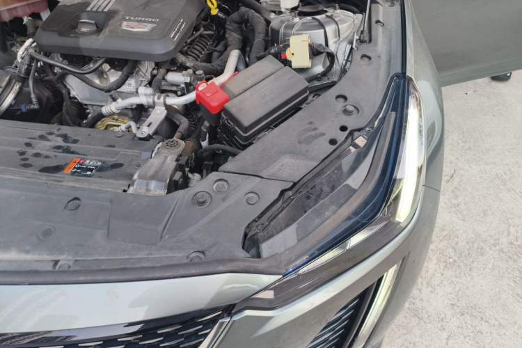 Used Cadillac CT5 2023 28T Luxury Edition (Standard Version) Engine Bay Left