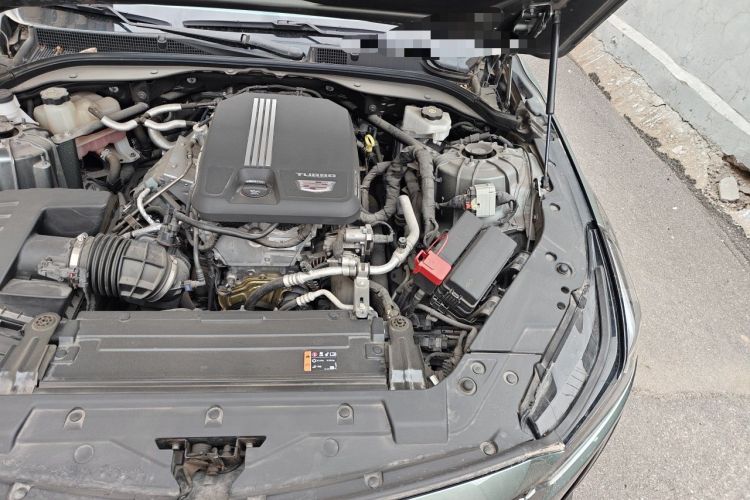 Used Cadillac CT5 2023 28T Luxury Edition (Standard Version) Engine Bay Left