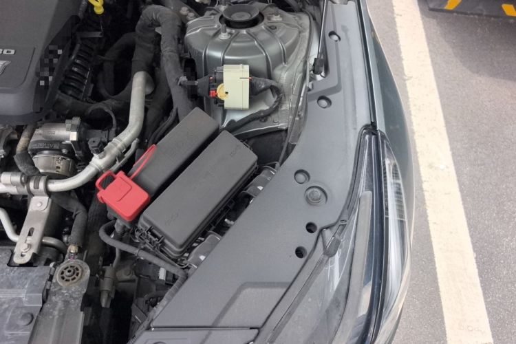 Used Cadillac CT5 2023 28T Luxury Edition (Standard Version) Engine Bay Left