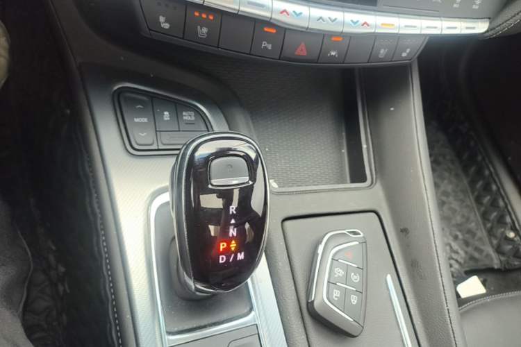 Used Cadillac CT5 2023 28T Luxury Edition (Standard Version) Gear Lever