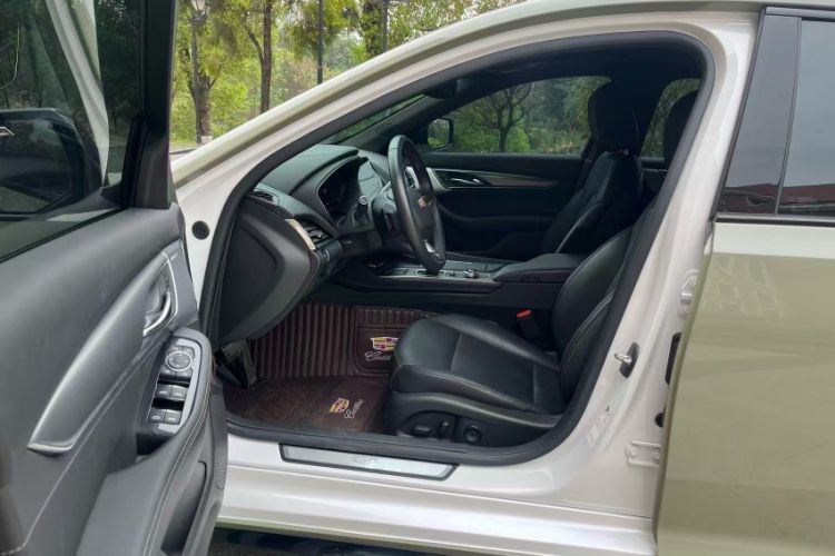 Used Cadillac CT5 2023 28T Prestige Model Interior 5