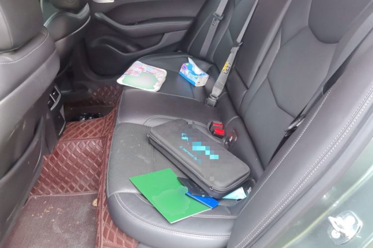 Used Cadillac CT5 2023 28T Luxury Edition (Standard Version) Left Rear Seat