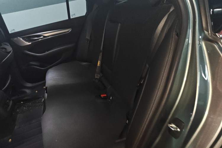 Used Cadillac CT5 2023 28T Luxury Edition (Standard Version) Left Rear Seat