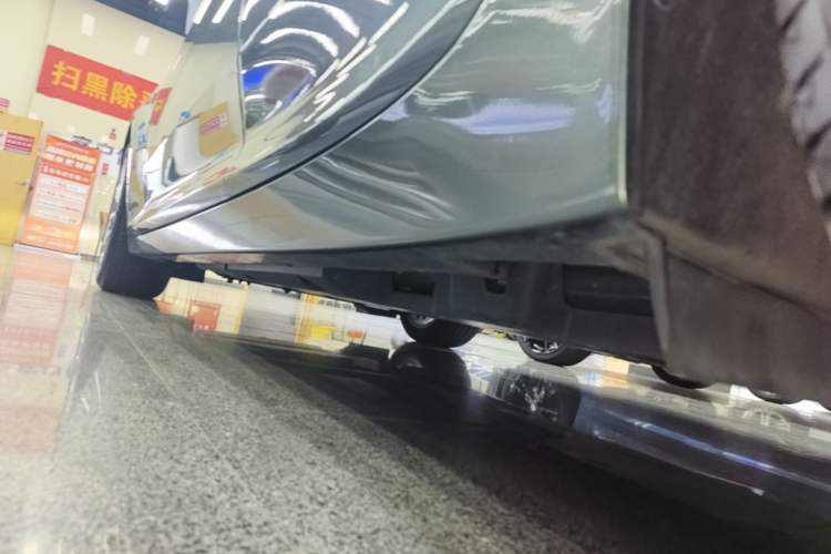 Used Cadillac CT5 2023 28T Luxury Edition (Standard Version) Left Side Sill