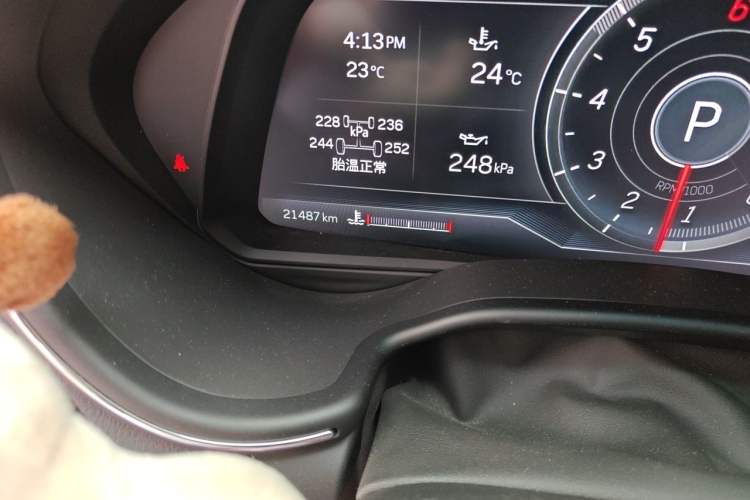 Used Cadillac CT5 2023 28T Luxury Edition (Standard Version) Odometer Close Up