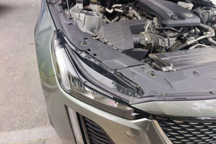 Used Cadillac CT5 2023 28T Luxury Edition (Standard Version) Right Front Headlight