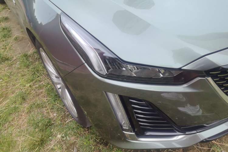 Used Cadillac CT5 2023 28T Luxury Edition (Standard Version) Right Front Headlight