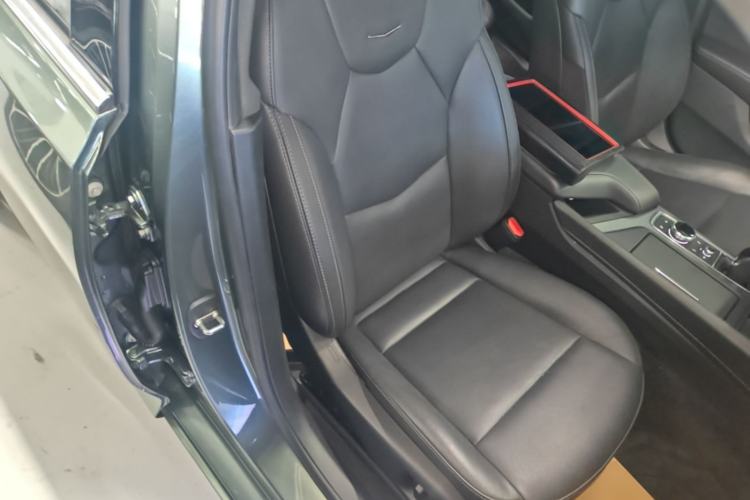 Used Cadillac CT5 2023 28T Luxury Edition (Standard Version) Right Front Seat