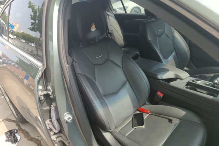 Used Cadillac CT5 2023 28T Luxury Edition (Standard Version) Right Front Seat