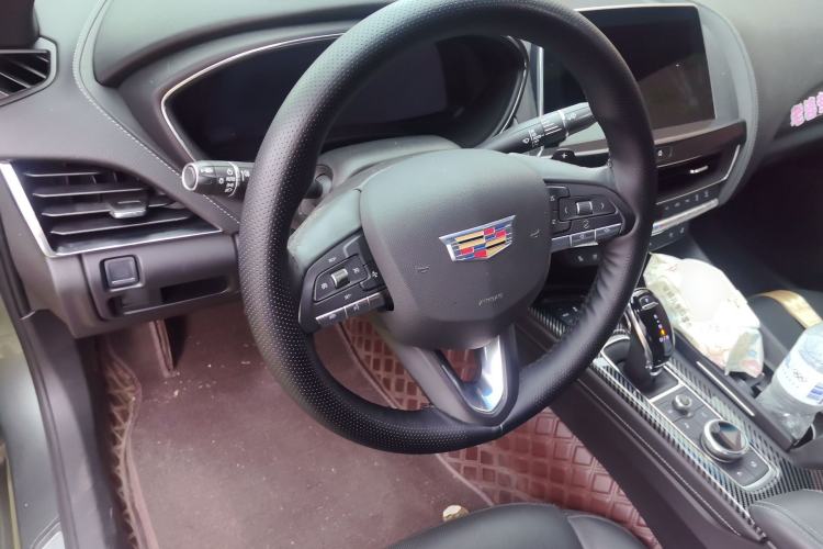 Used Cadillac CT5 2023 28T Luxury Edition (Standard Version) Steering Wheel
