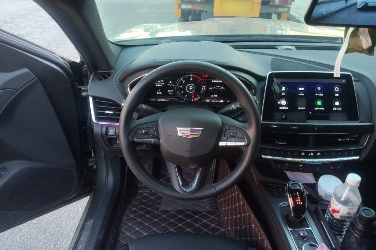 Used Cadillac CT5 2023 28T Luxury Edition (Standard Version) Steering Wheel