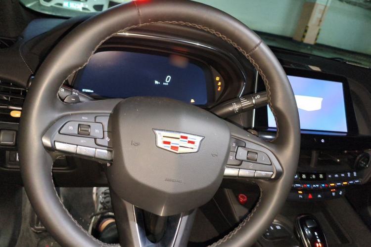 Used Cadillac CT5 2023 28T Luxury Edition (Standard Version) Steering Wheel