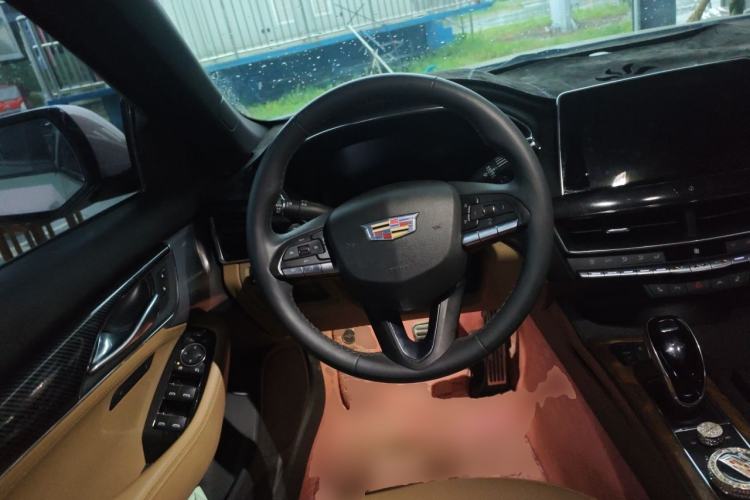 Used Cadillac CT5 2023 28T Prestige Model Steering Wheel