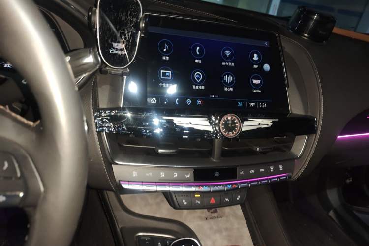 Used Cadillac CT5 2023 28T Prestige Model Audio And AC Panel