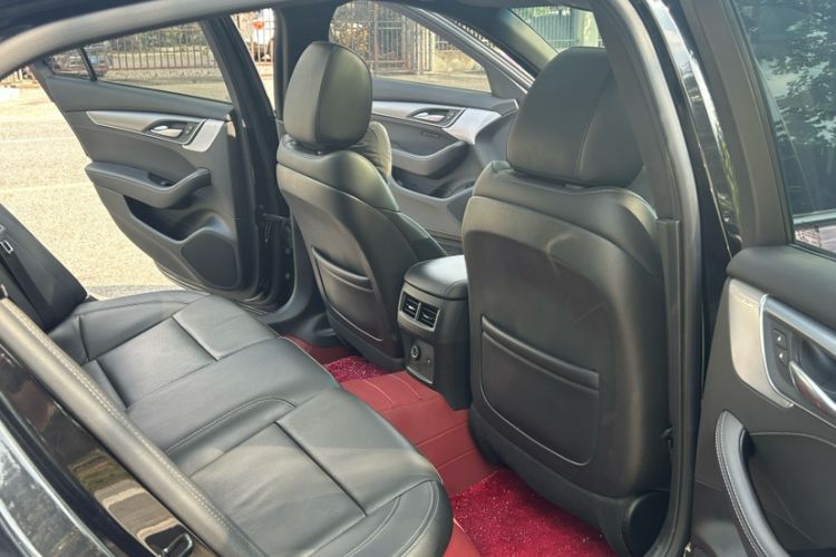 Used Cadillac CT5 2023 28T Prestige Model Interior 2