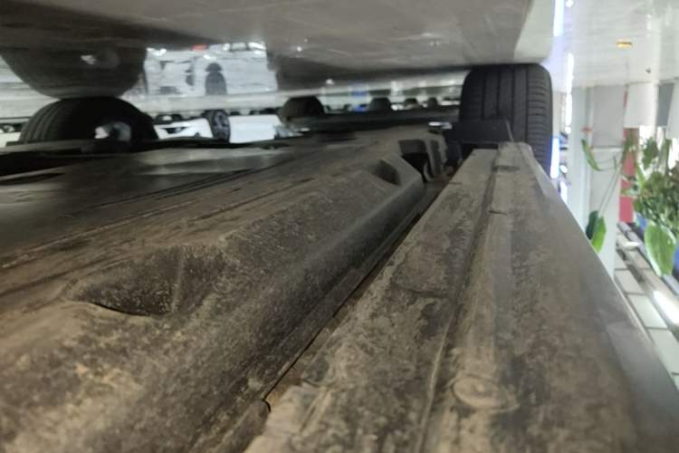 Used Cadillac CT5 2023 28T Prestige Model Right Side Sill