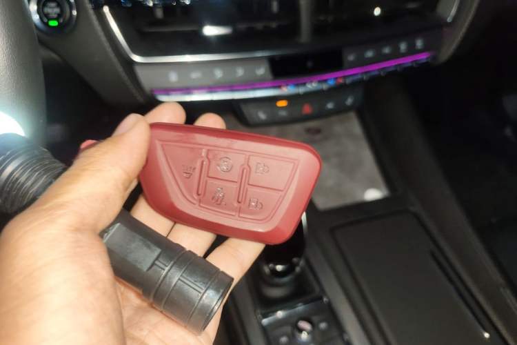 Used Cadillac CT5 2023 28T Prestige Model Vehicle Key