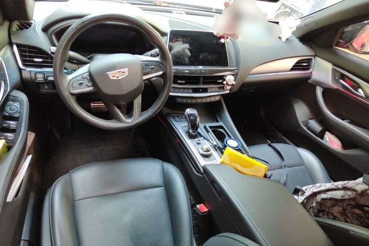 Used Cadillac CT5 2023 28T Prestige Model Center Console