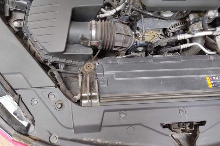 Used Cadillac CT5 2023 28T Prestige Model Engine Bay Right