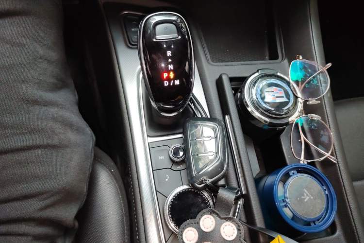 Used Cadillac CT5 2023 28T Prestige Model Gear Lever
