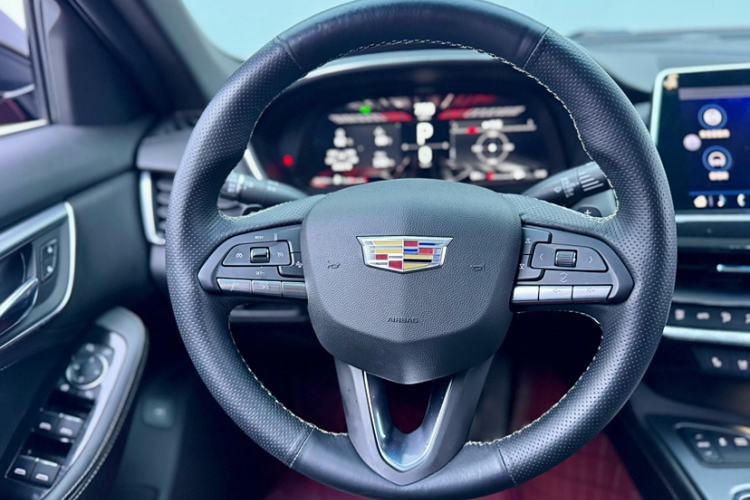 Used Cadillac CT5 2023 28T Luxury Edition (Standard Version) Steering Wheel