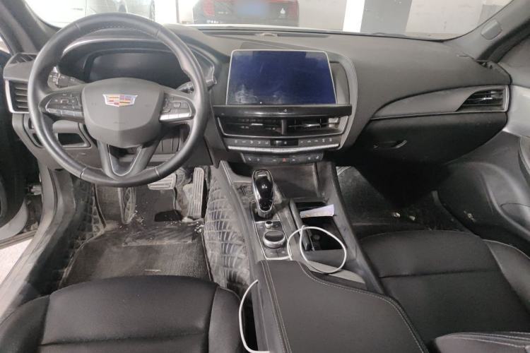 Used Cadillac CT5 2023 28T Luxury Edition (Standard Version) Center Console