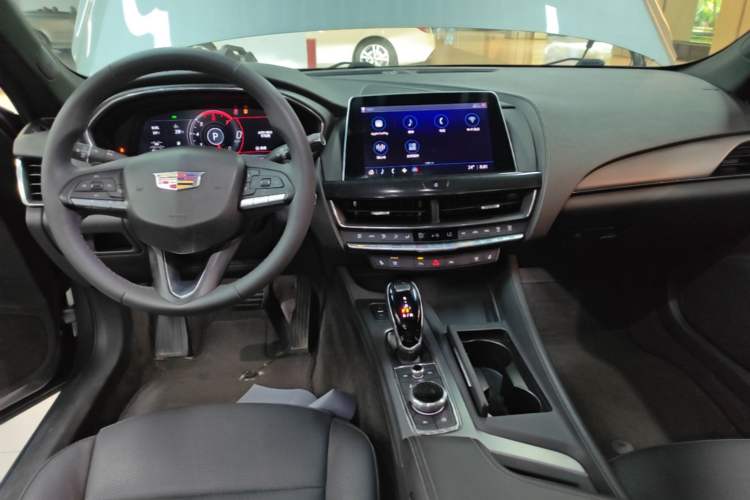 Used Cadillac CT5 2023 28T Luxury Edition (Standard Version) Center Console