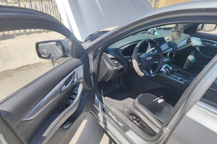 Used Cadillac CT5 2023 28T Luxury Edition (Standard Version) Driver Seat