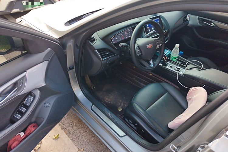 Used Cadillac CT5 2023 28T Luxury Edition (Standard Version) Driver Seat