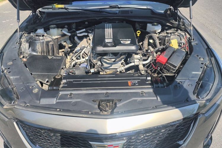 Used Cadillac CT5 2023 28T Luxury Edition (Standard Version) Engine Bay