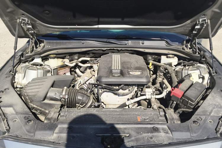 Used Cadillac CT5 2023 28T Luxury Edition (Standard Version) Engine Bay
