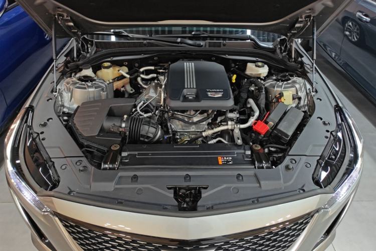 Used Cadillac CT5 2023 28T Luxury Edition (Standard Version) Engine Bay
