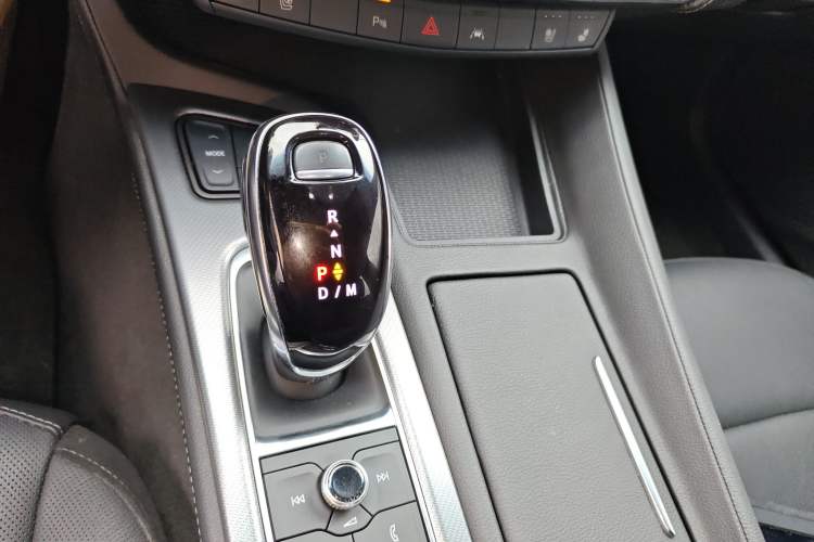 Used Cadillac CT5 2023 28T Luxury Edition (Standard Version) Gear Lever