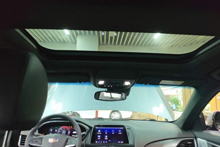 Used Cadillac CT5 2023 28T Luxury Edition (Standard Version) Headliner