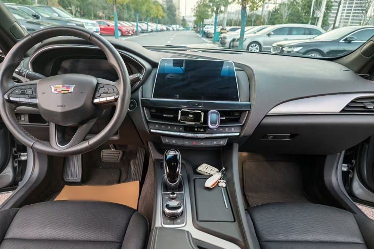 Used Cadillac CT5 2023 28T Luxury Edition (Standard Version) Interior 4