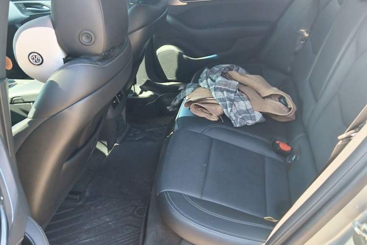 Used Cadillac CT5 2023 28T Luxury Edition (Standard Version) Interior 4